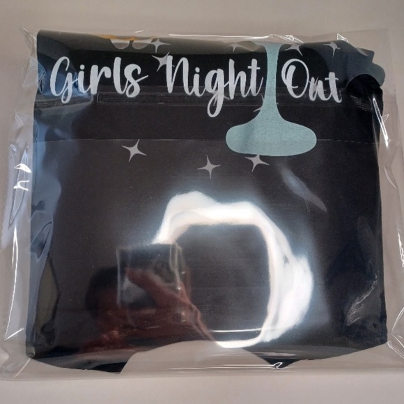 GIRLS NIGHT OUT. Cute tee for the gal's night of partying with the girls. - Picture 12 of 12